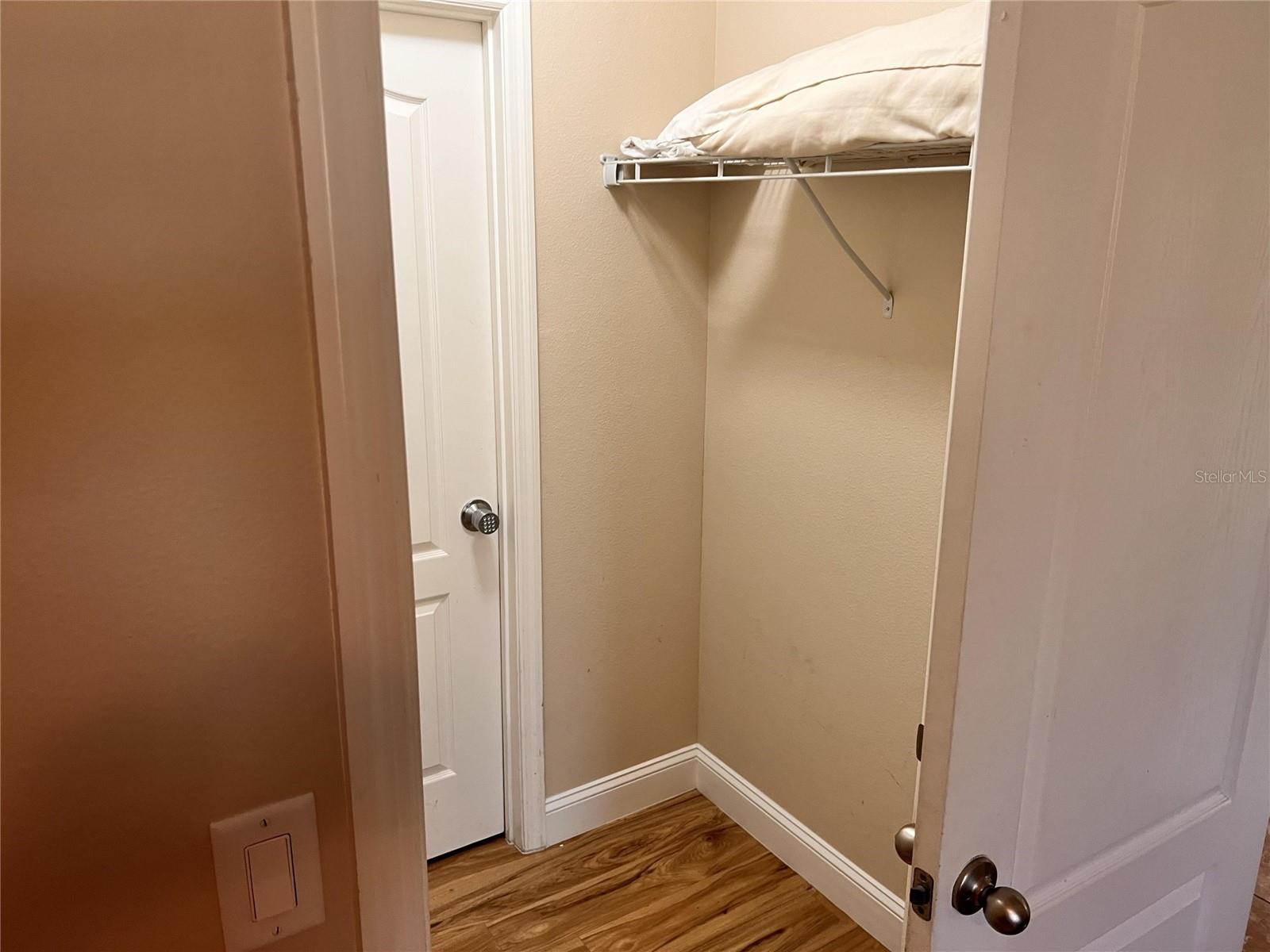 Image 23 of 34 For 9017 Paolos Place