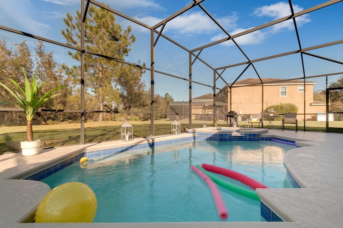 Image 3 of 34 For 9017 Paolos Place