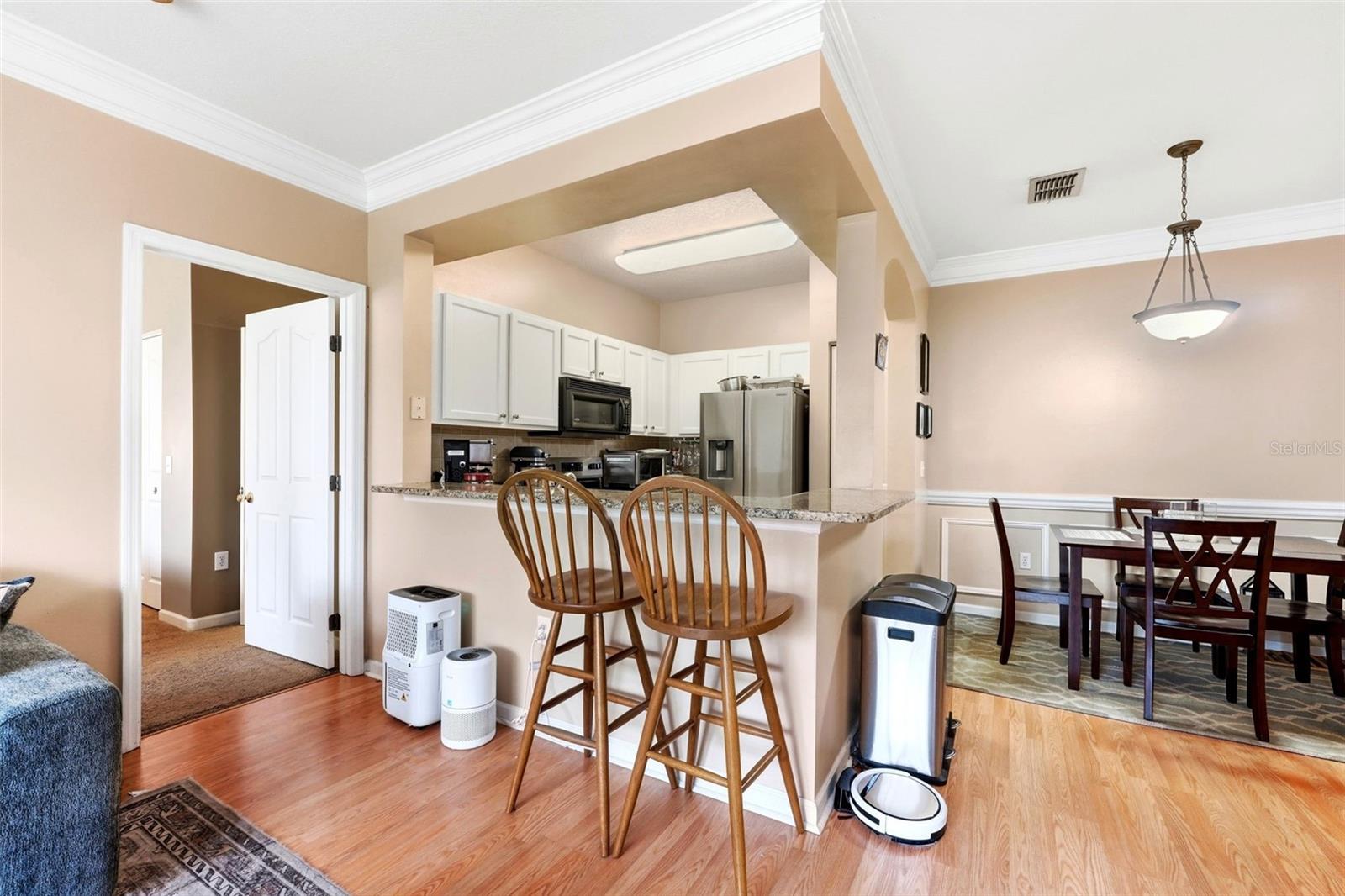 Image 10 of 27 For 12837 Madison Pointe Circle 208