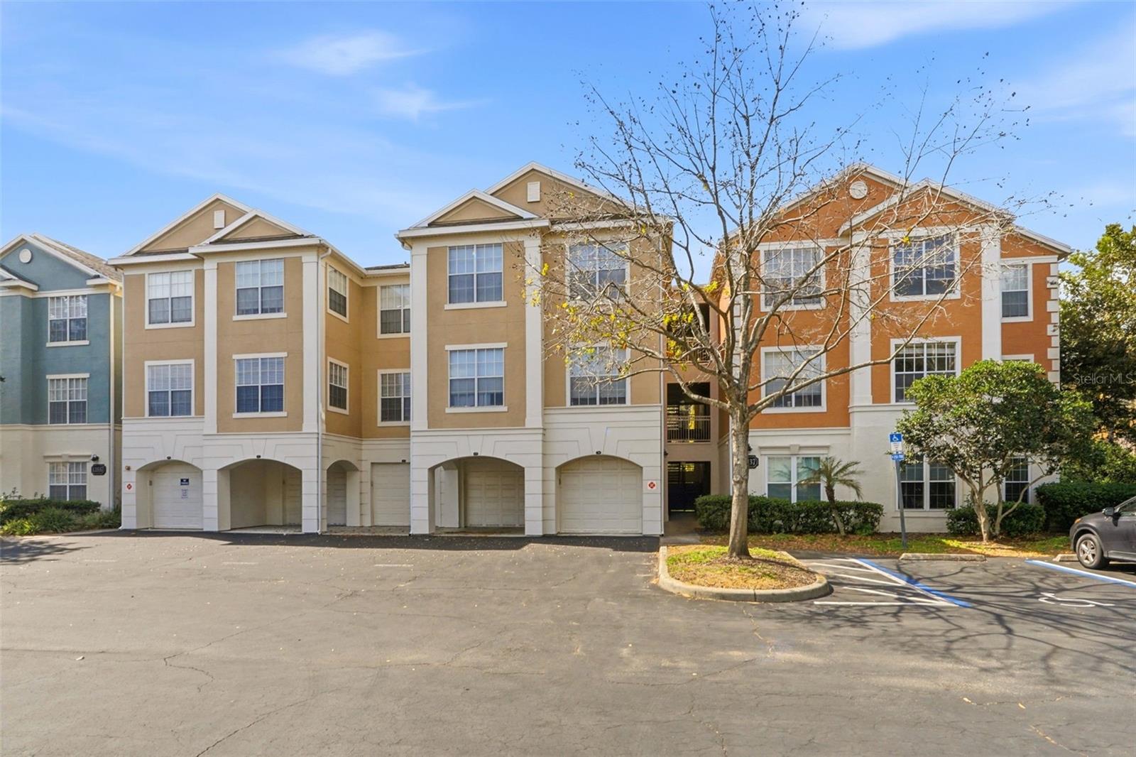 Image 26 of 27 For 12837 Madison Pointe Circle 208