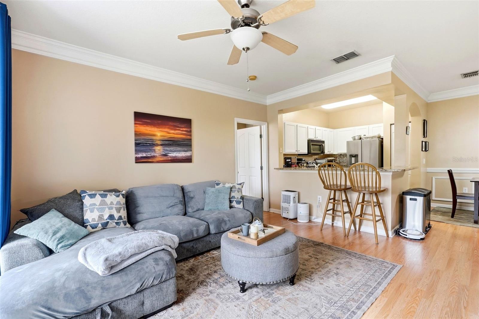 Image 5 of 27 For 12837 Madison Pointe Circle 208