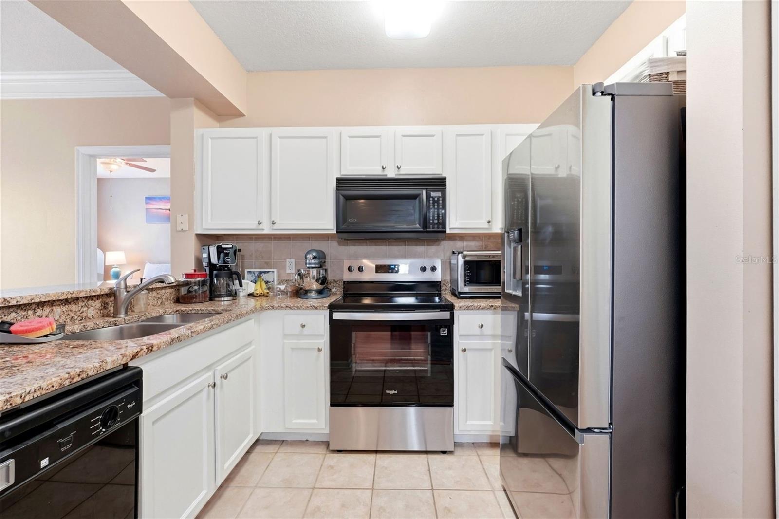 Image 6 of 27 For 12837 Madison Pointe Circle 208