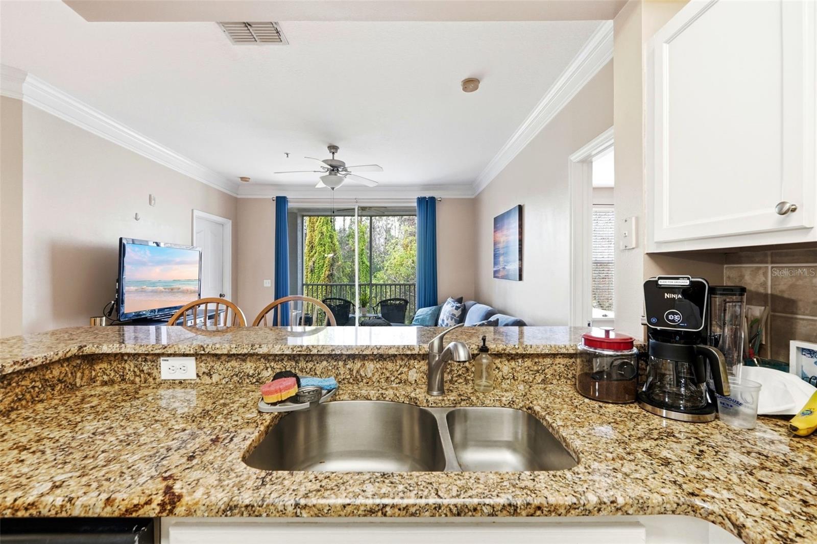 Image 8 of 27 For 12837 Madison Pointe Circle 208