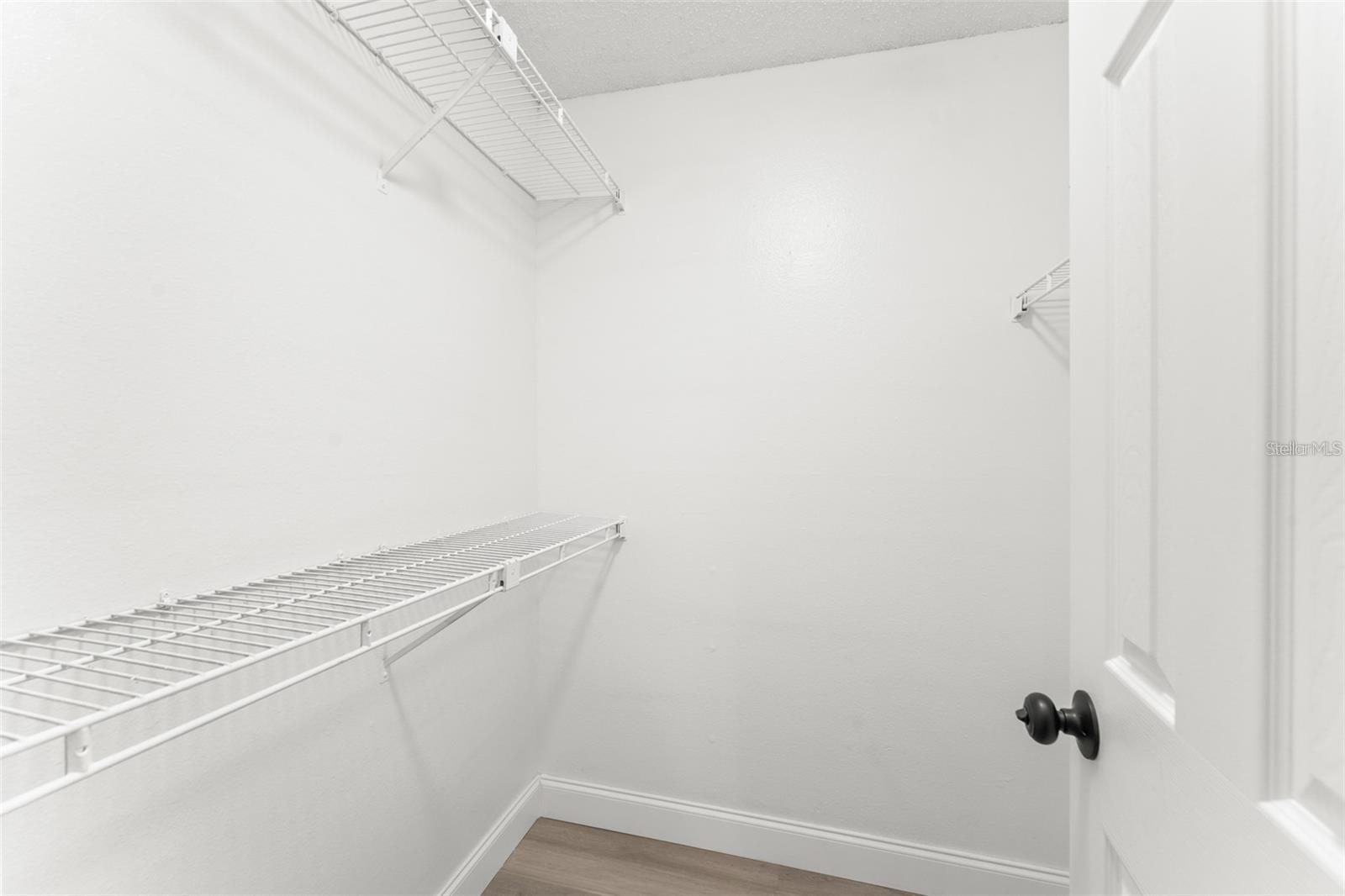 Image 10 of 17 For 1932 Lake Atriums Circle 69