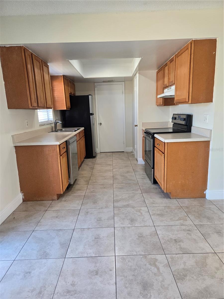 Image 4 of 13 For 271 La Paz Drive