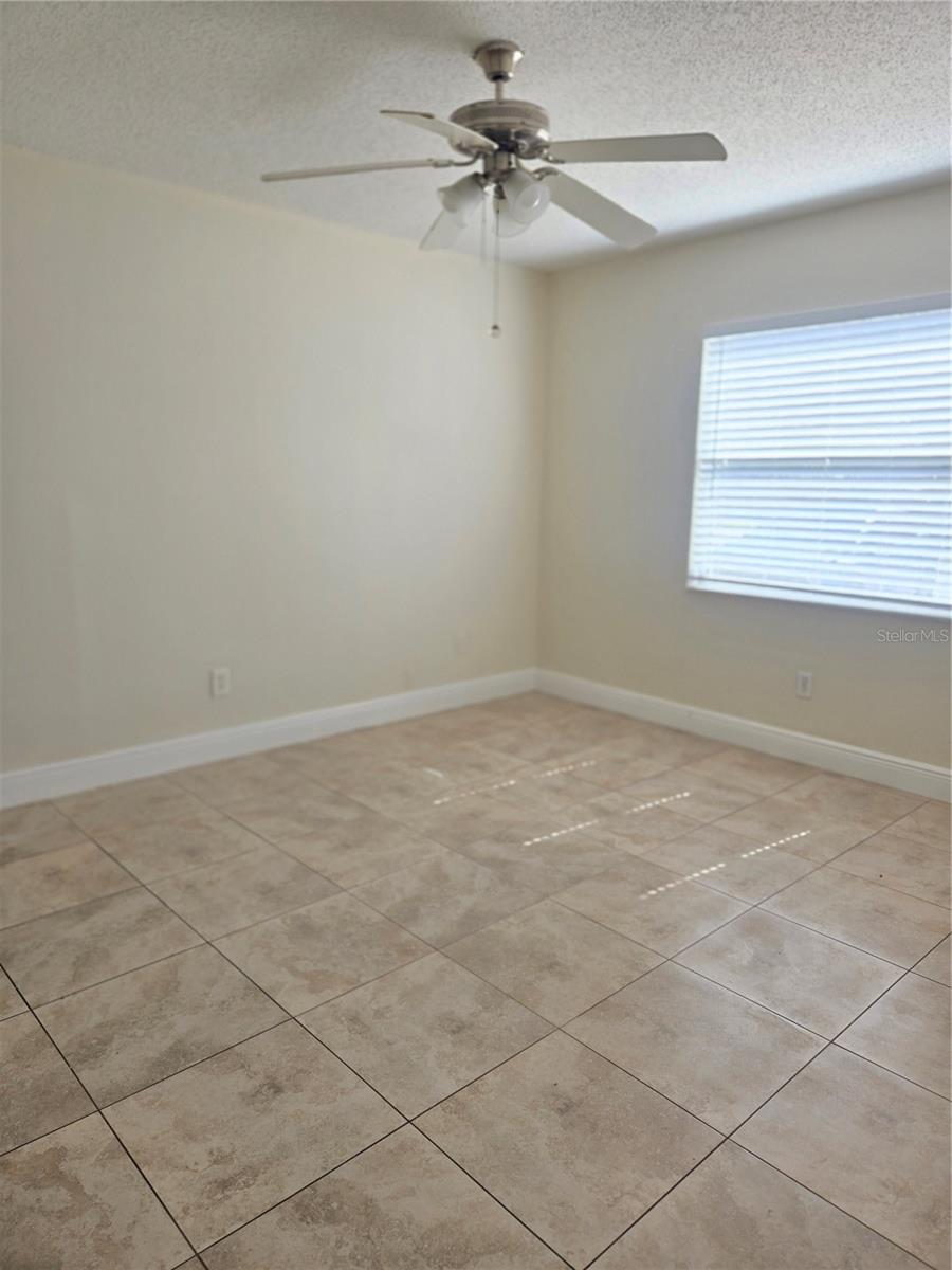 Image 8 of 13 For 271 La Paz Drive