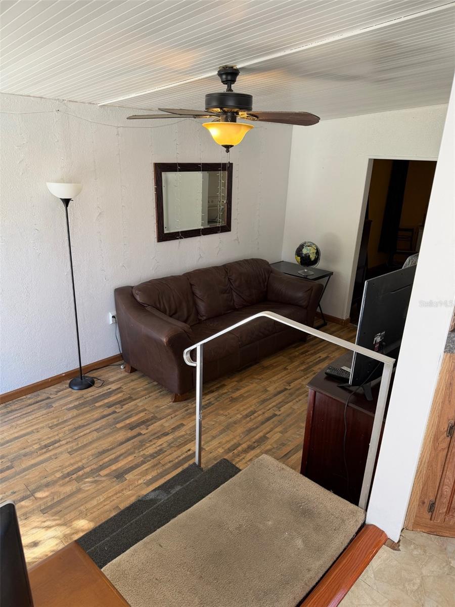 Image 14 of 18 For 9000 Us Hwy 192 # 979