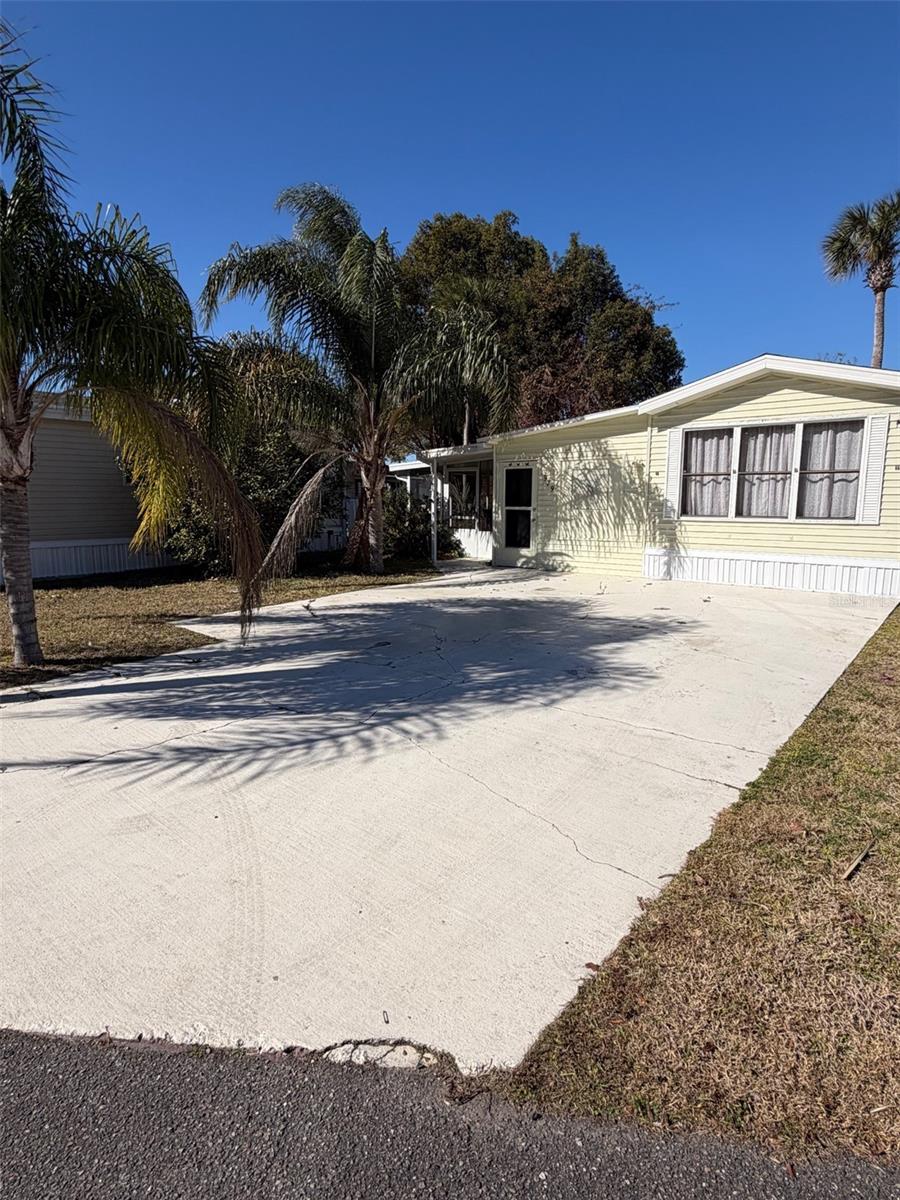 Image 2 of 18 For 9000 Us Hwy 192 # 979