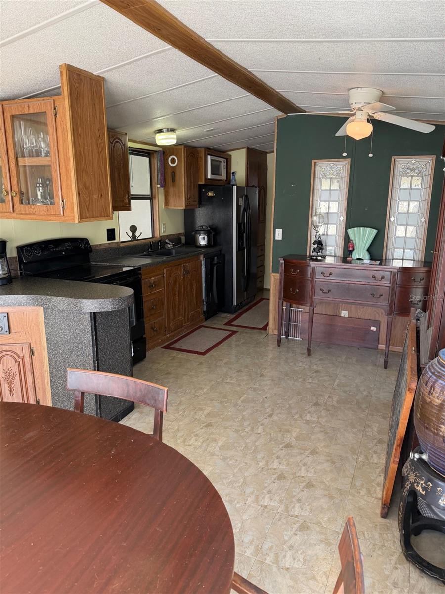 Image 6 of 18 For 9000 Us Hwy 192 # 979