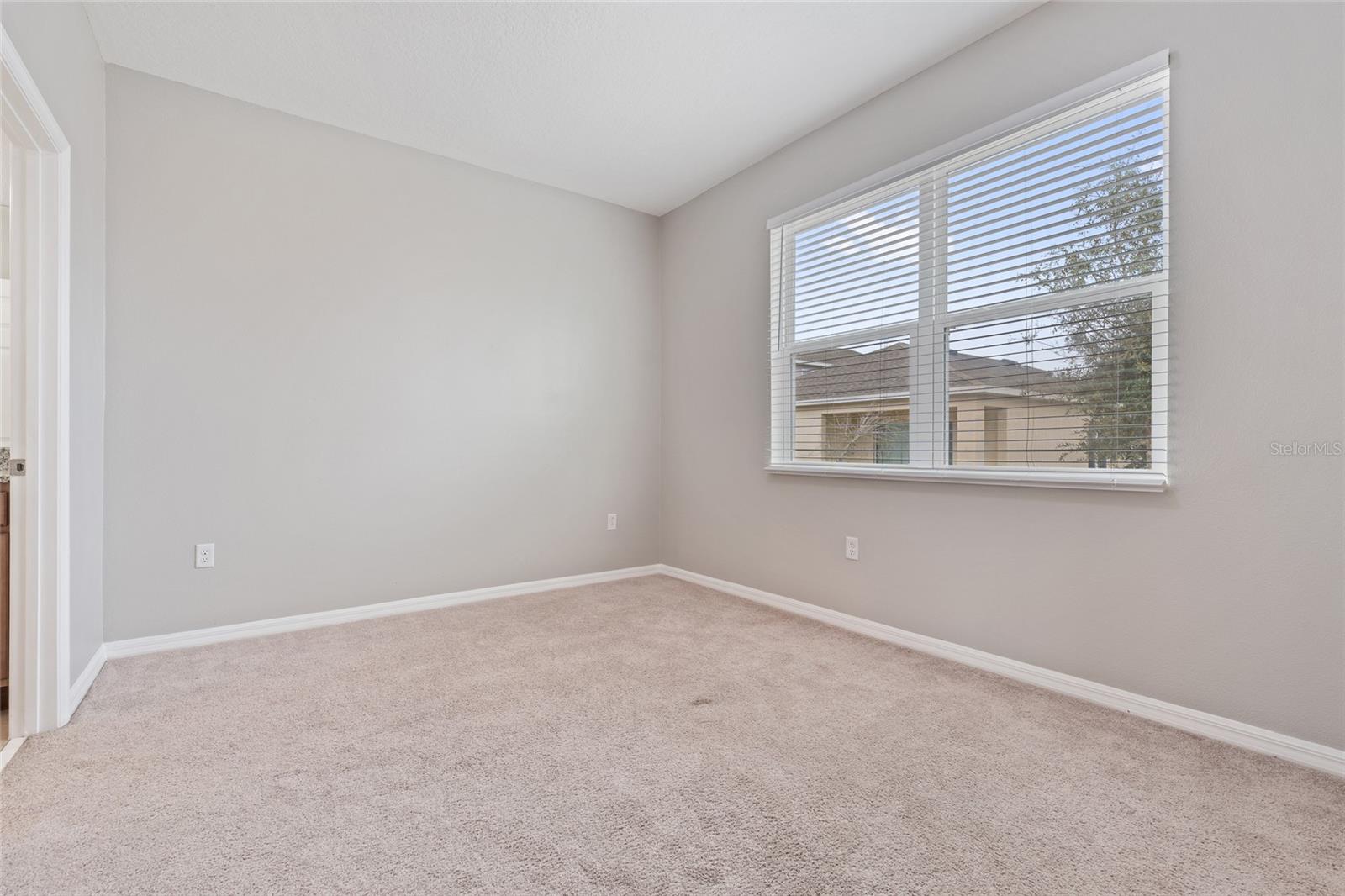 Image 17 of 37 For 1686 Swan Swim Drive