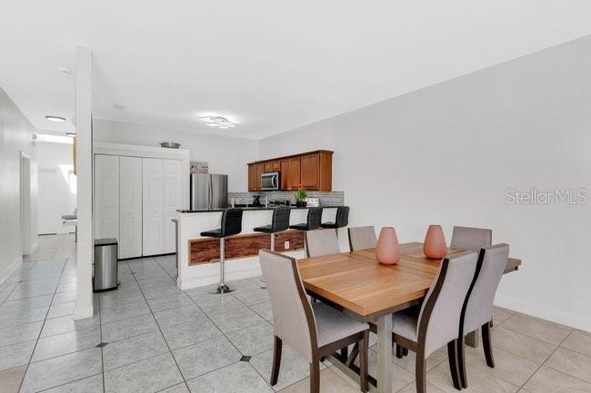 Image 14 of 36 For 1057 Universal Rest Place