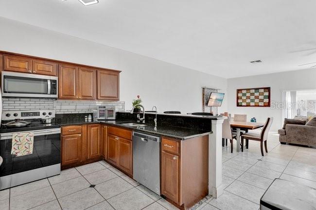 Image 18 of 36 For 1057 Universal Rest Place