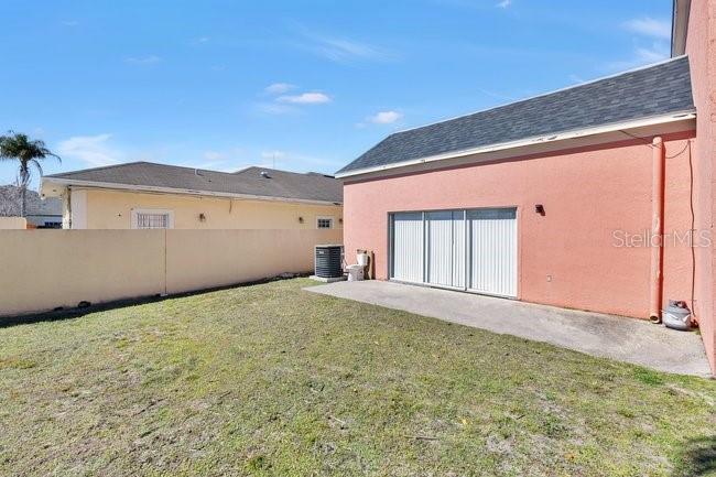 Image 4 of 36 For 1057 Universal Rest Place