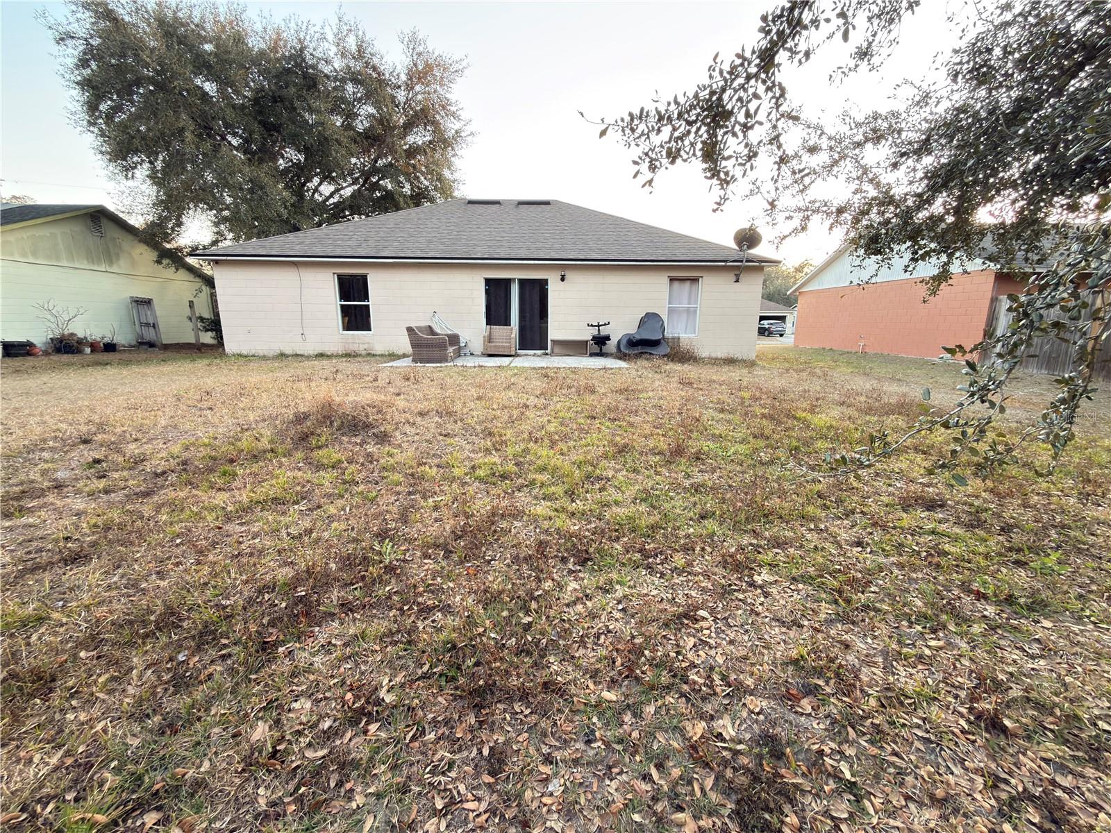 Listing photo id 4 for 796 Del Prado Drive
