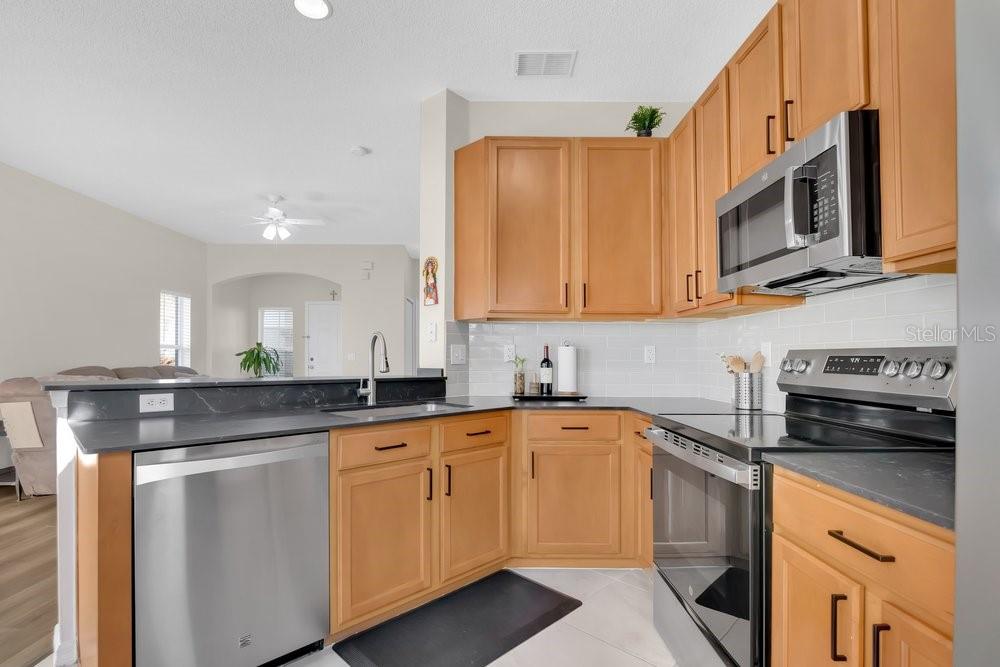 Image 9 of 32 For 2156 Brancaster Circle