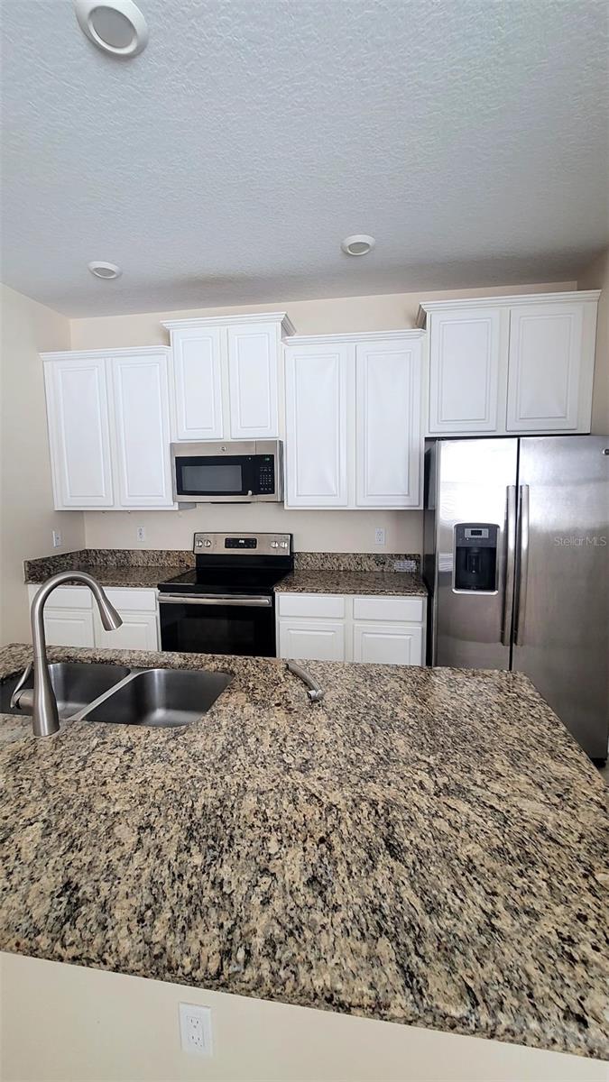 Image 17 of 25 For 7612 Fairgrove Avenue