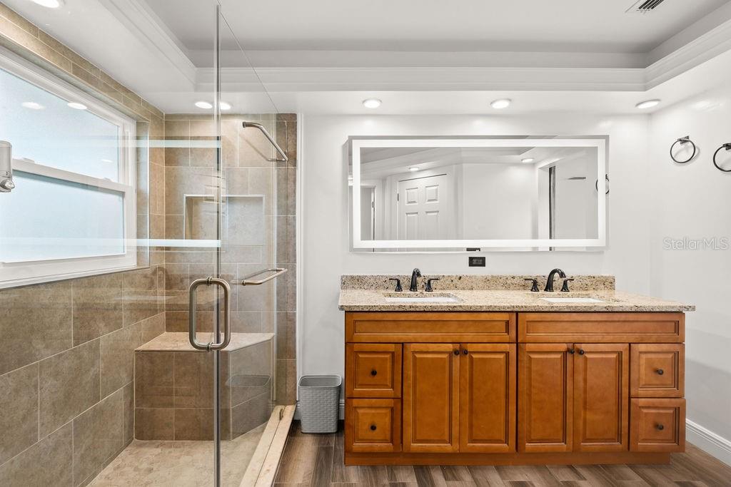 Image 19 of 33 For 4021 Spring Breeze Drive