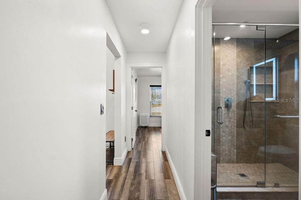 Image 25 of 33 For 4021 Spring Breeze Drive