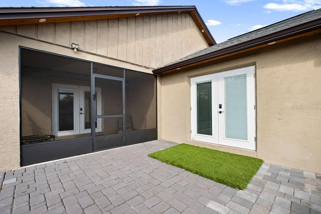 Image 28 of 33 For 4021 Spring Breeze Drive