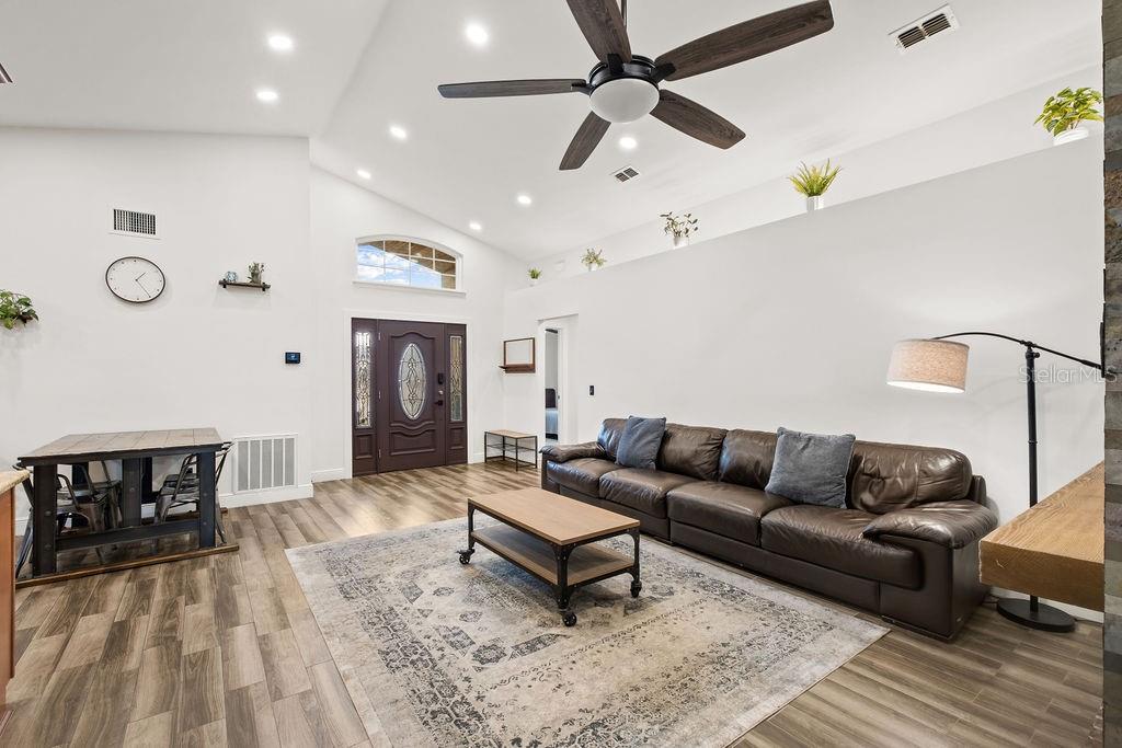 Image 5 of 33 For 4021 Spring Breeze Drive