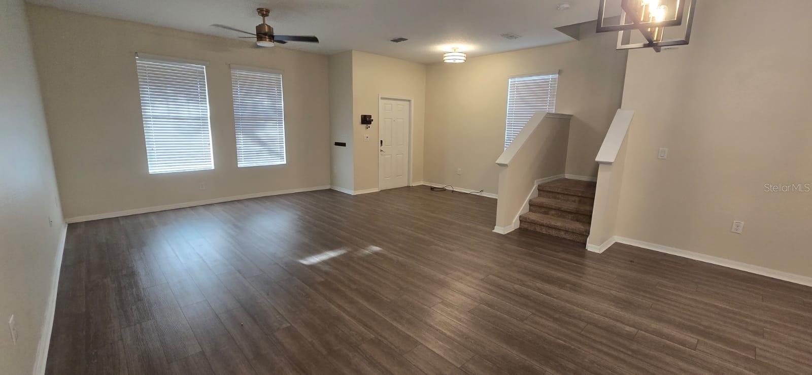 Image 2 of 23 For 10073 Bedtime Story Drive