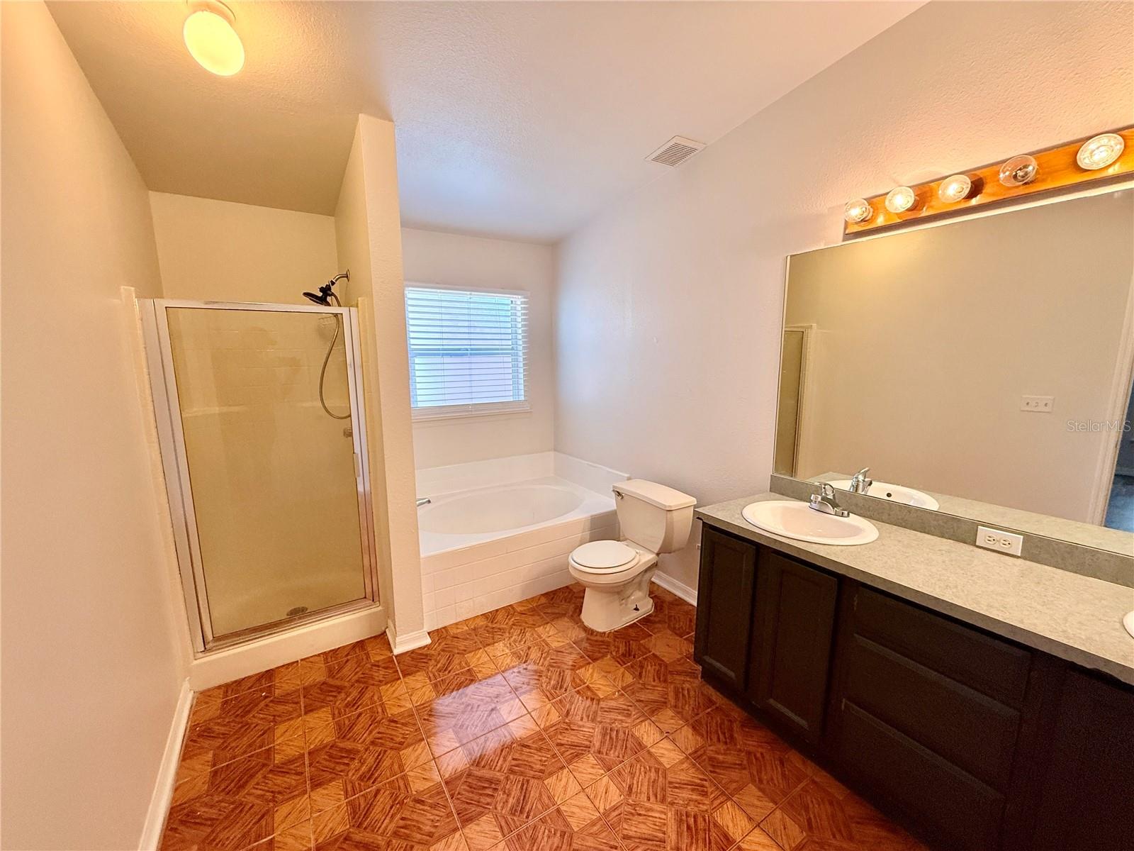 Image 24 of 25 For 431 Flamingo Court