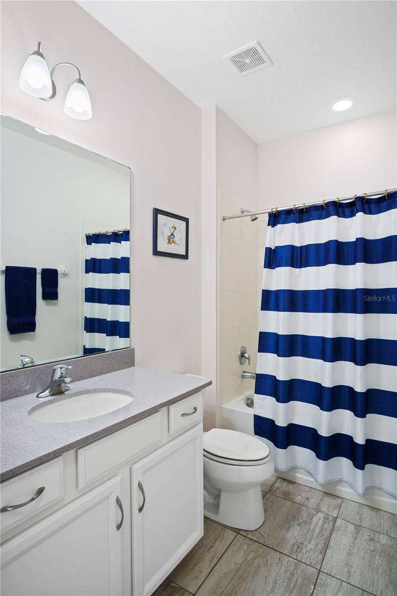 Image 17 of 39 For 468 Sapphire Drive