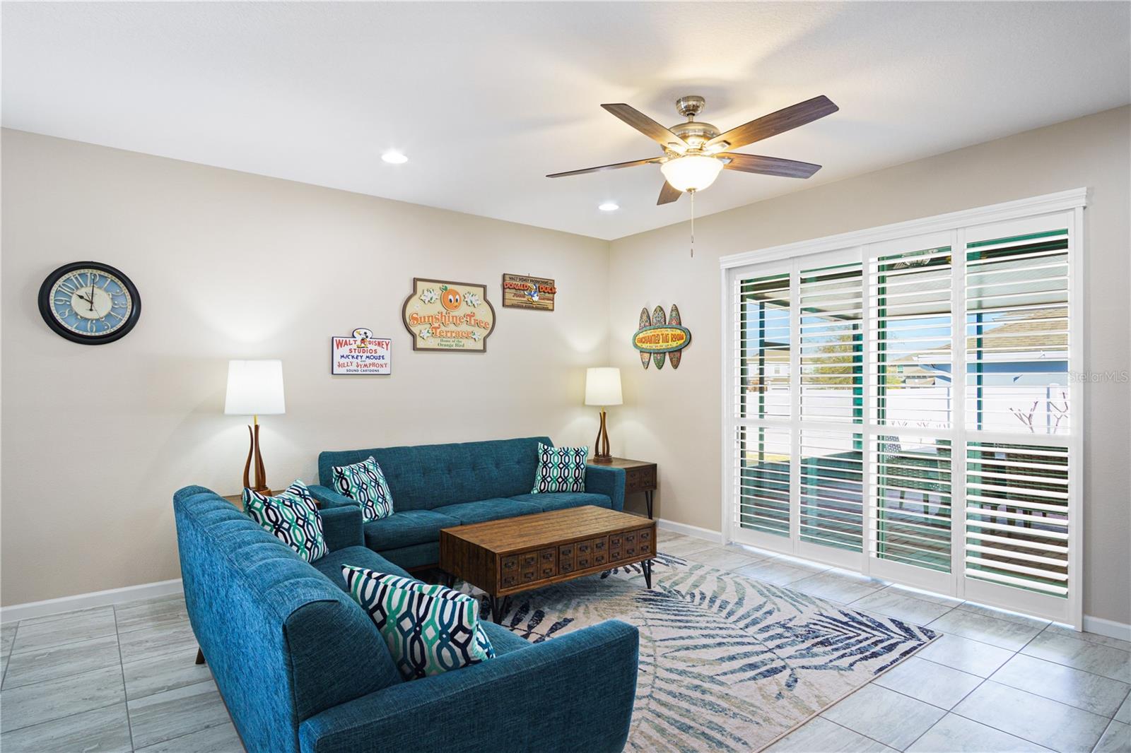 Image 23 of 39 For 468 Sapphire Drive