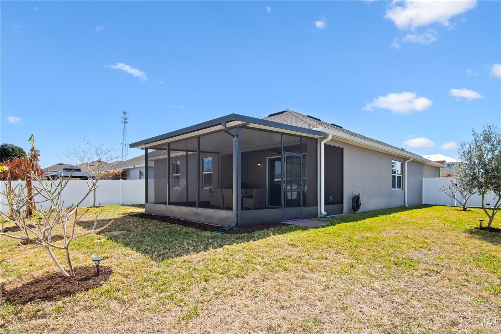 Image 38 of 39 For 468 Sapphire Drive