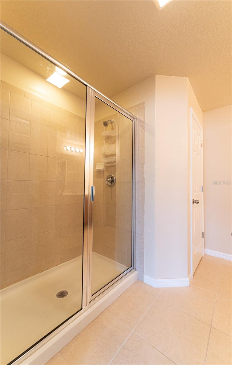 Image 20 of 32 For 2617 Giardino Loop