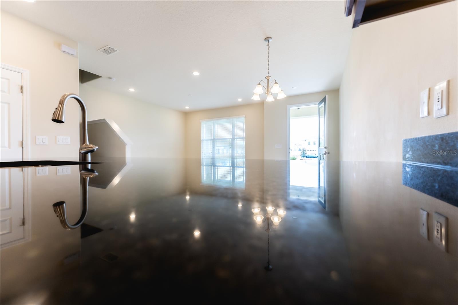 Image 7 of 32 For 2617 Giardino Loop