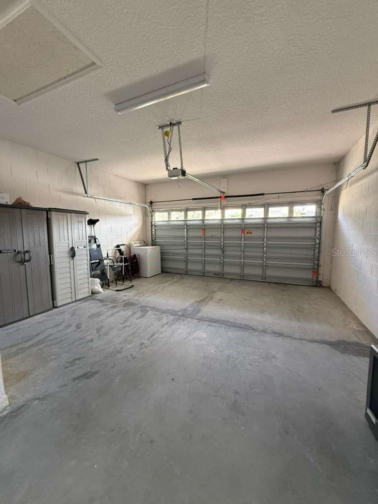 Image 11 of 33 For 543 Birkdale Street