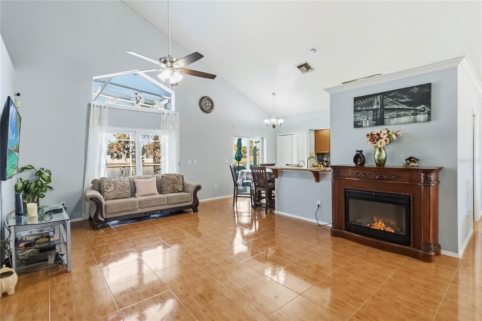 Image 11 of 53 For 3047 Stillwater Drive