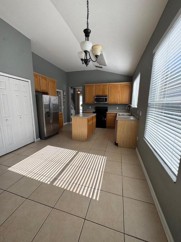 Image 8 of 16 For 8526 Greenbank Boulevard