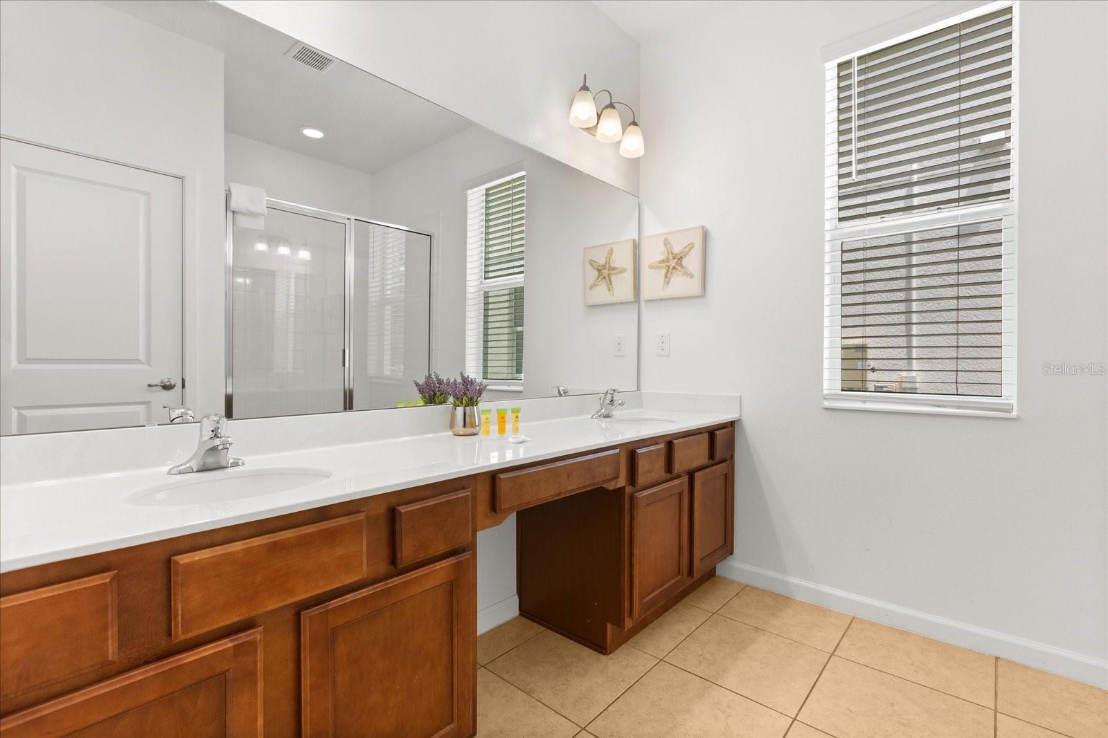 Image 15 of 33 For 4565 Cabello Loop