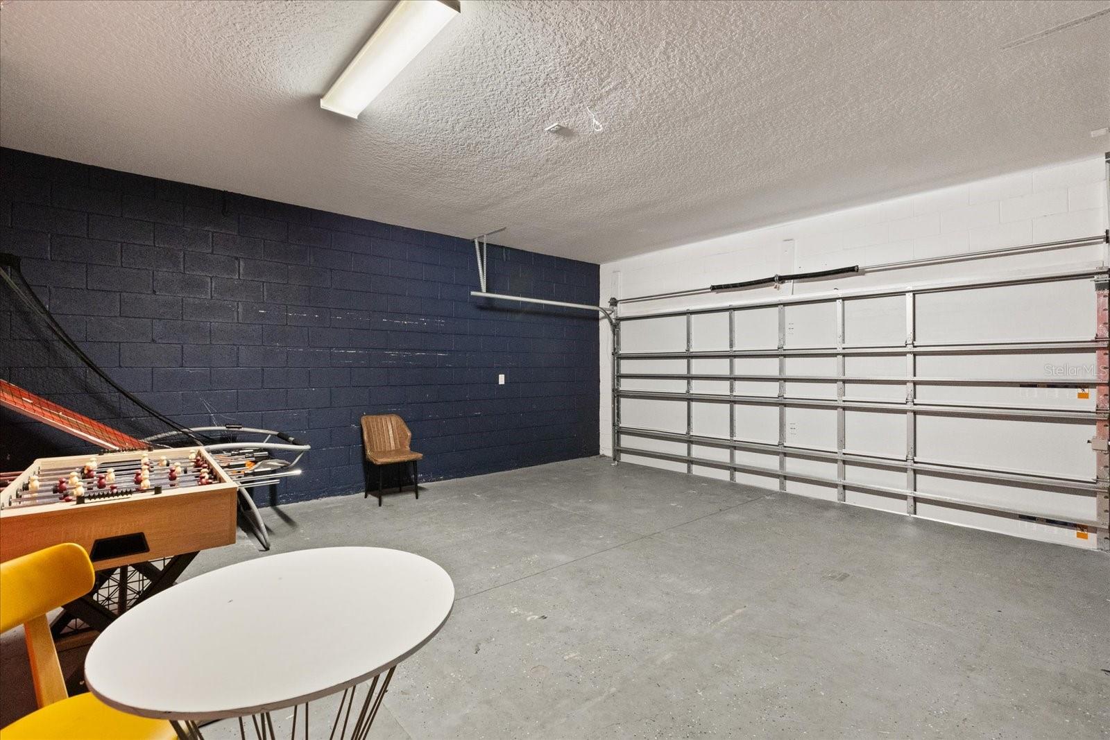 Image 29 of 33 For 4565 Cabello Loop