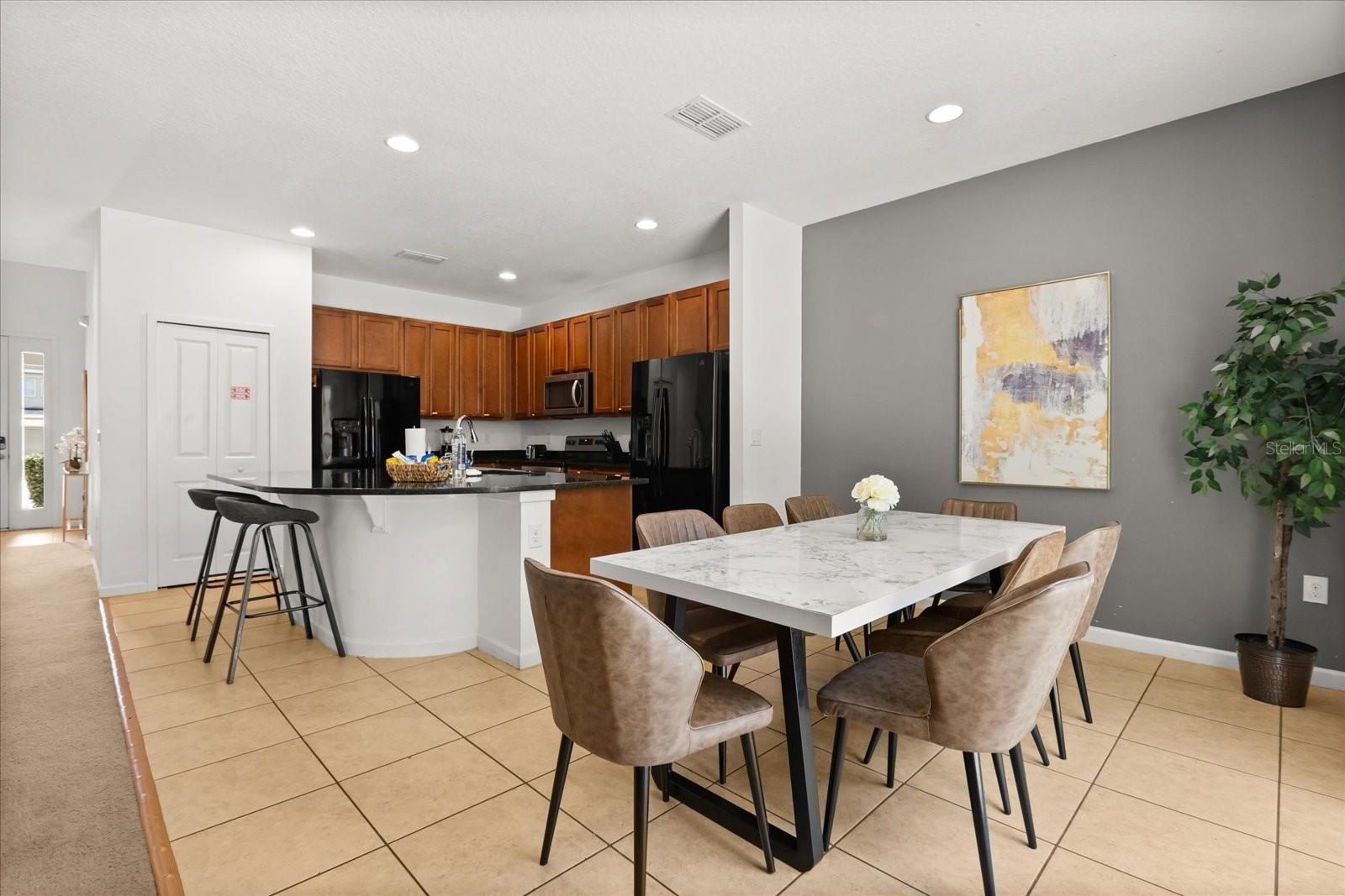 Image 6 of 33 For 4565 Cabello Loop