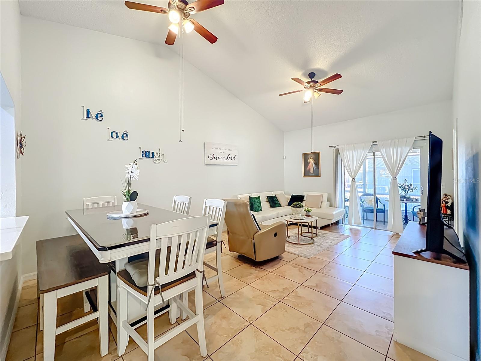 Image 16 of 55 For 2364 Water View Loop