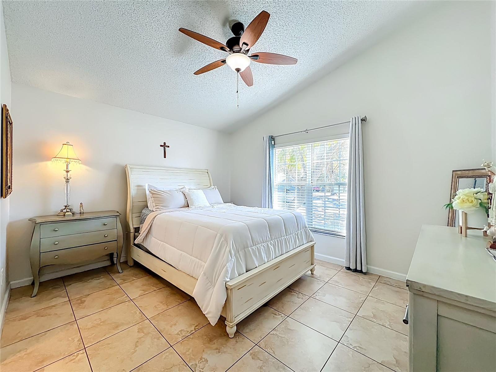 Image 21 of 55 For 2364 Water View Loop