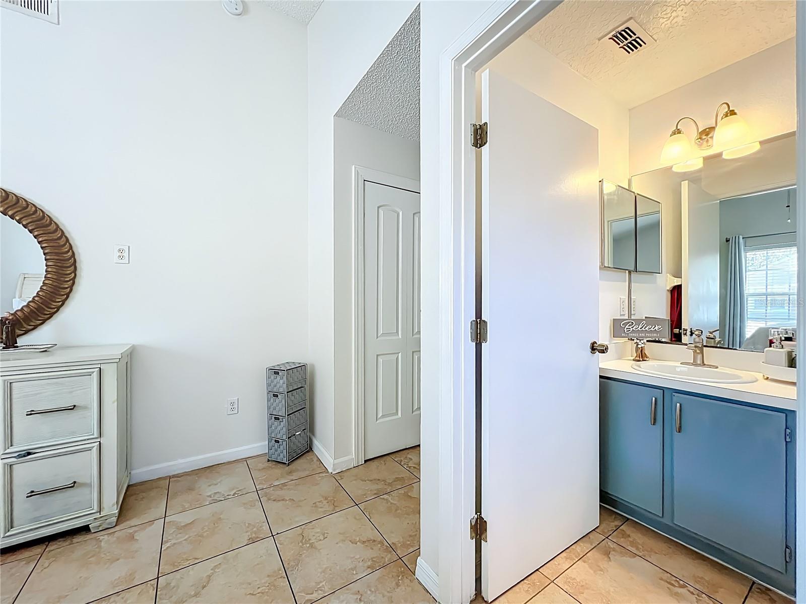 Image 23 of 55 For 2364 Water View Loop