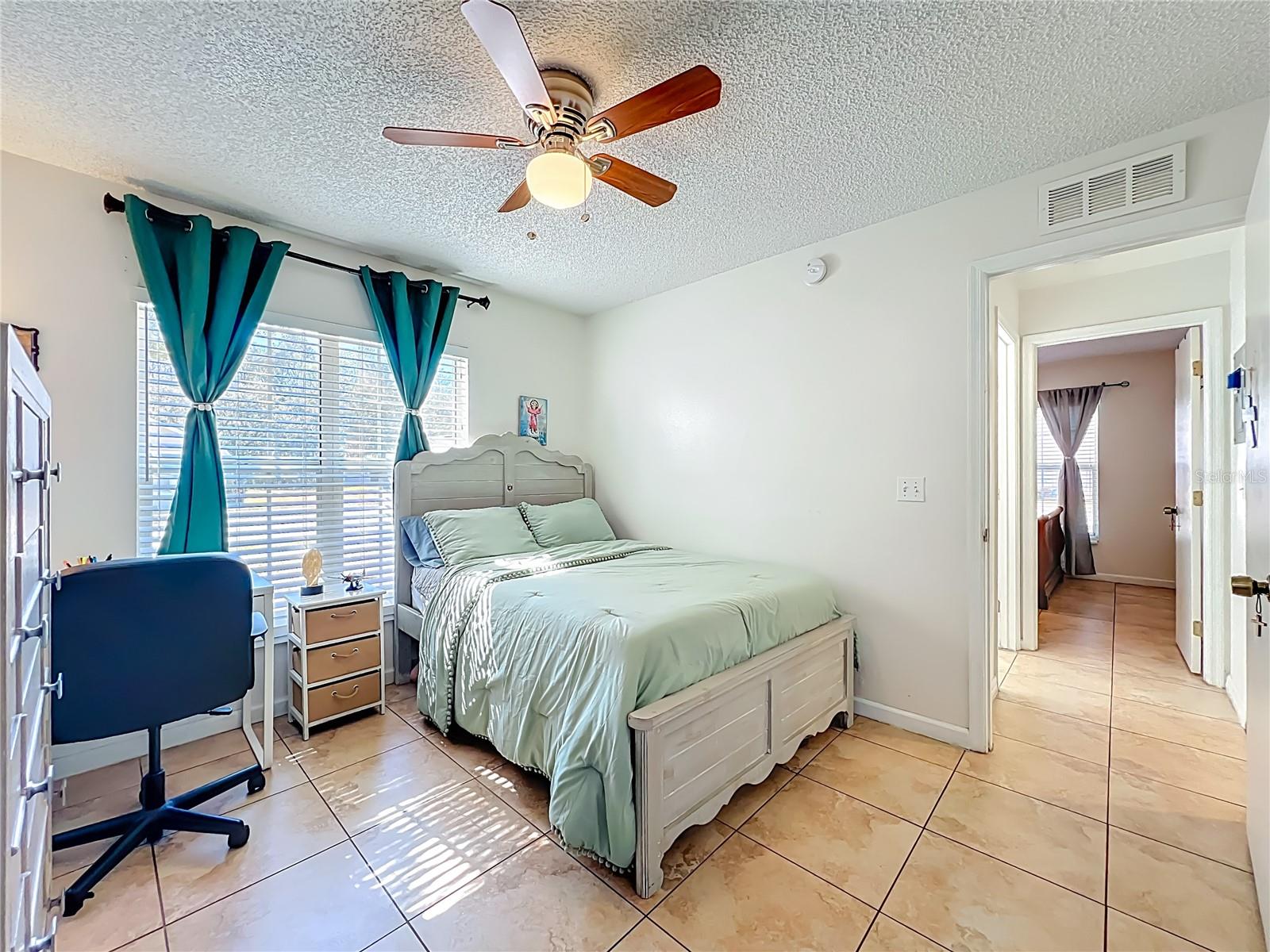 Image 31 of 55 For 2364 Water View Loop