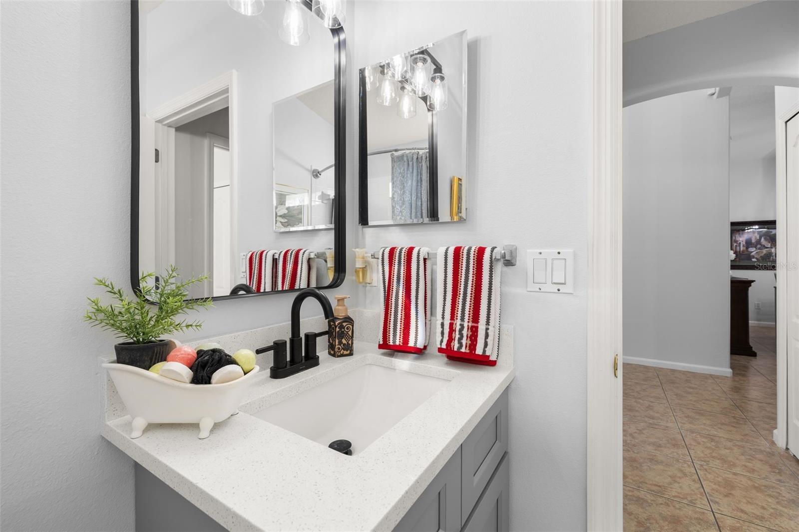 Image 38 of 51 For 2752 Wilshire Road