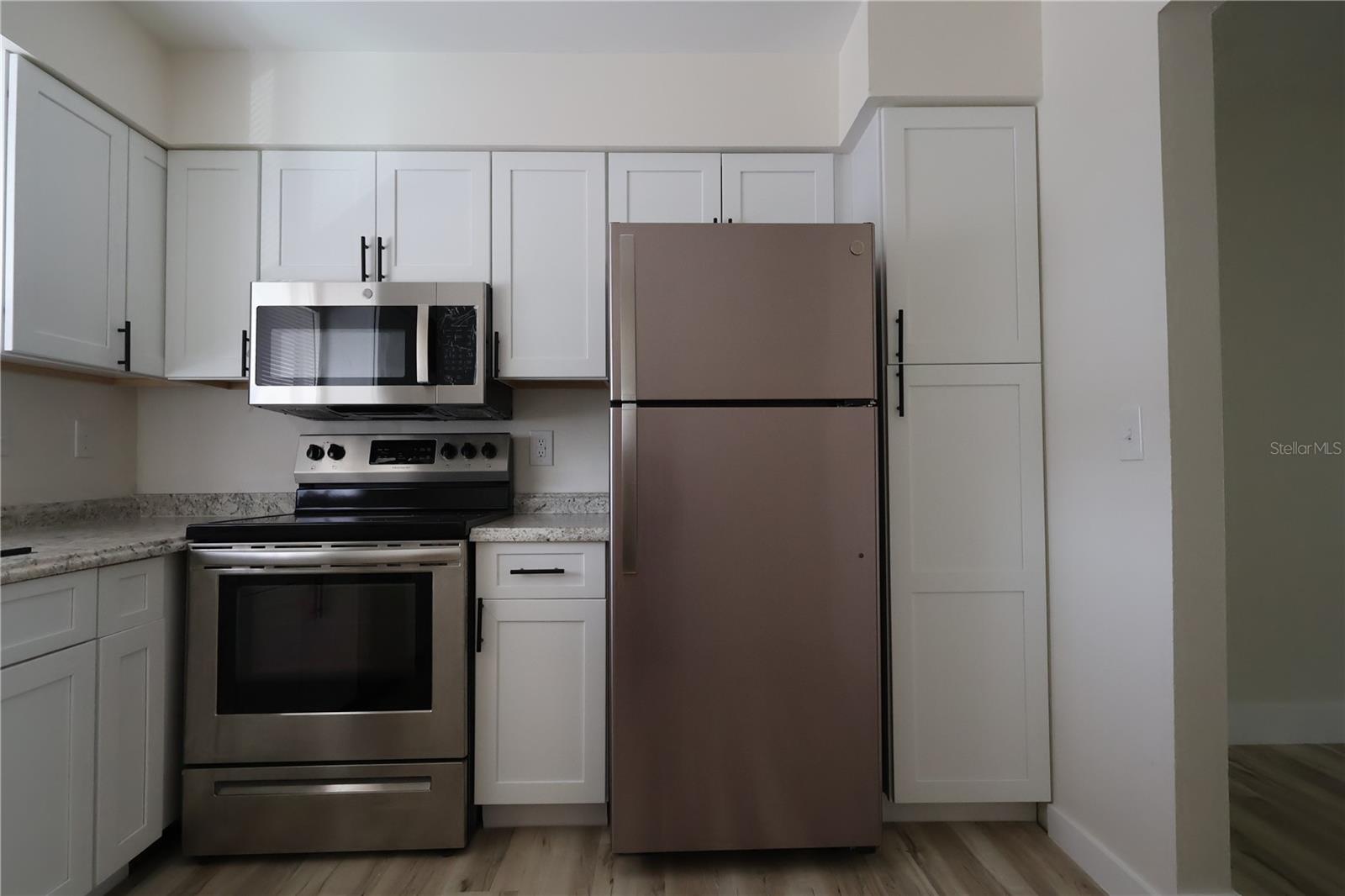 Image 7 of 13 For 4213 Semoran Boulevard 9