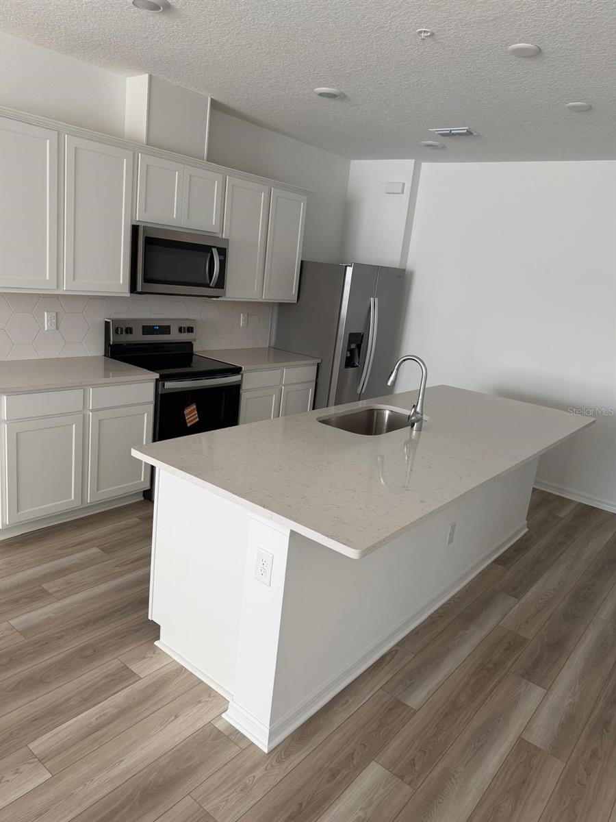 Image 6 of 29 For 11381 Nona Sound Street