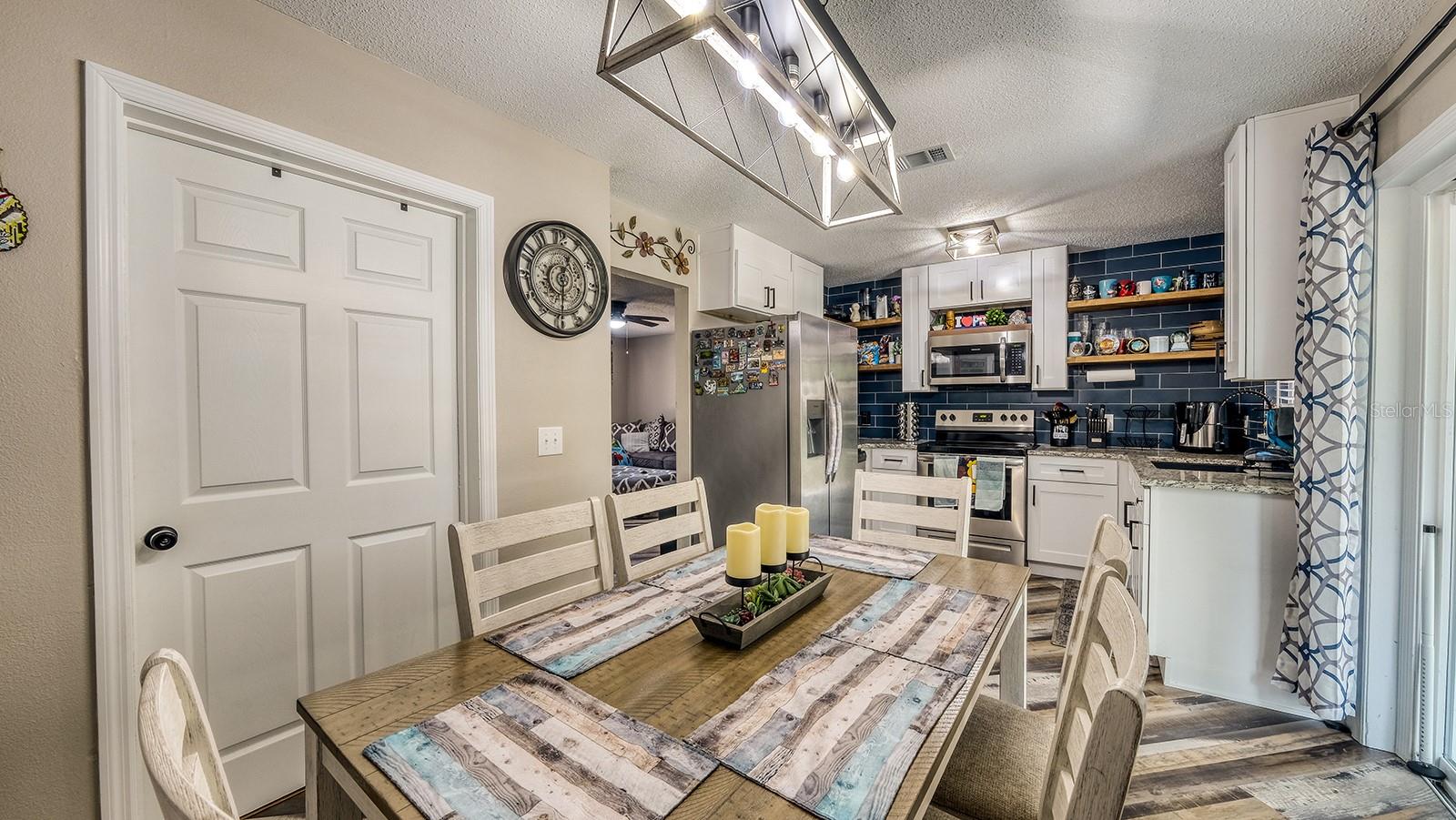 Image 13 of 24 For 2122 Lake Boulevard