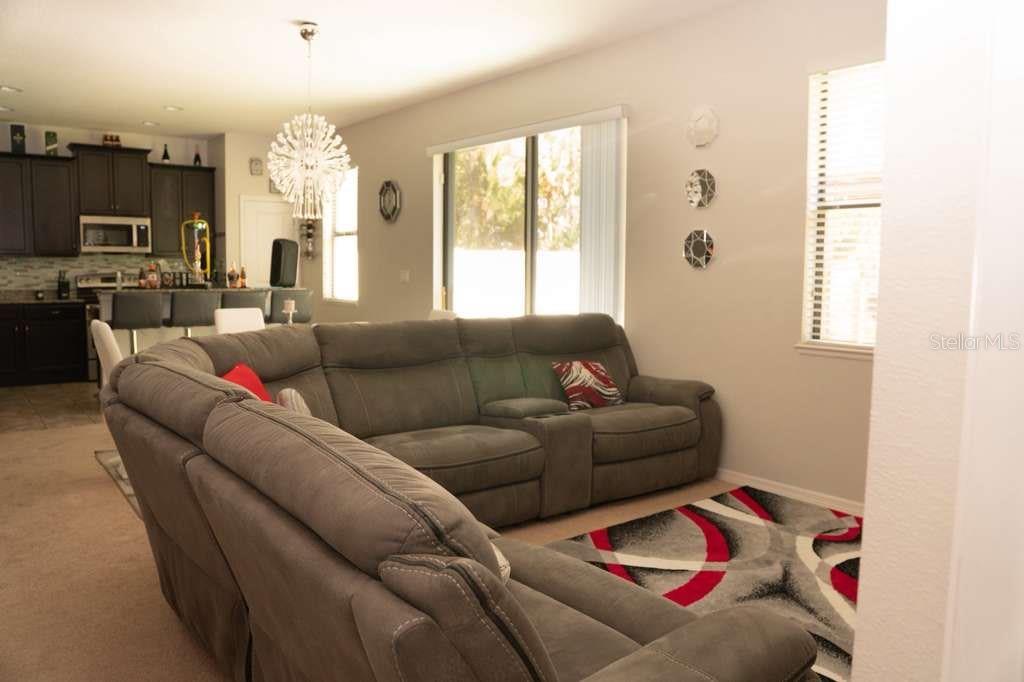 Image 4 of 17 For 4842 Ashurst Street