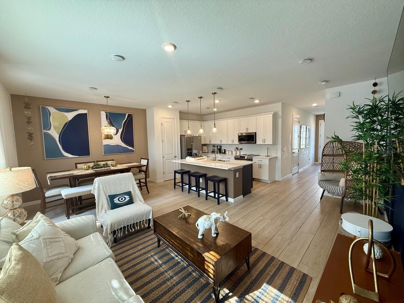 Image 5 of 24 For 803 Longboat Drive Nw