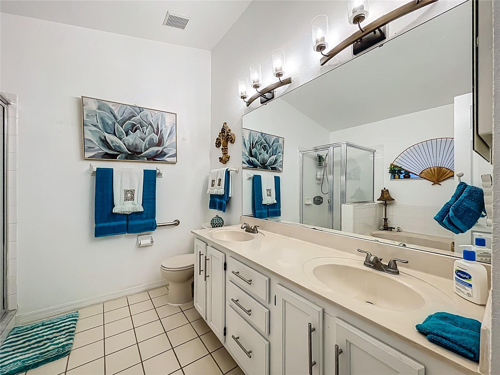 Image 15 of 26 For 1005 Piedmont Oaks Drive