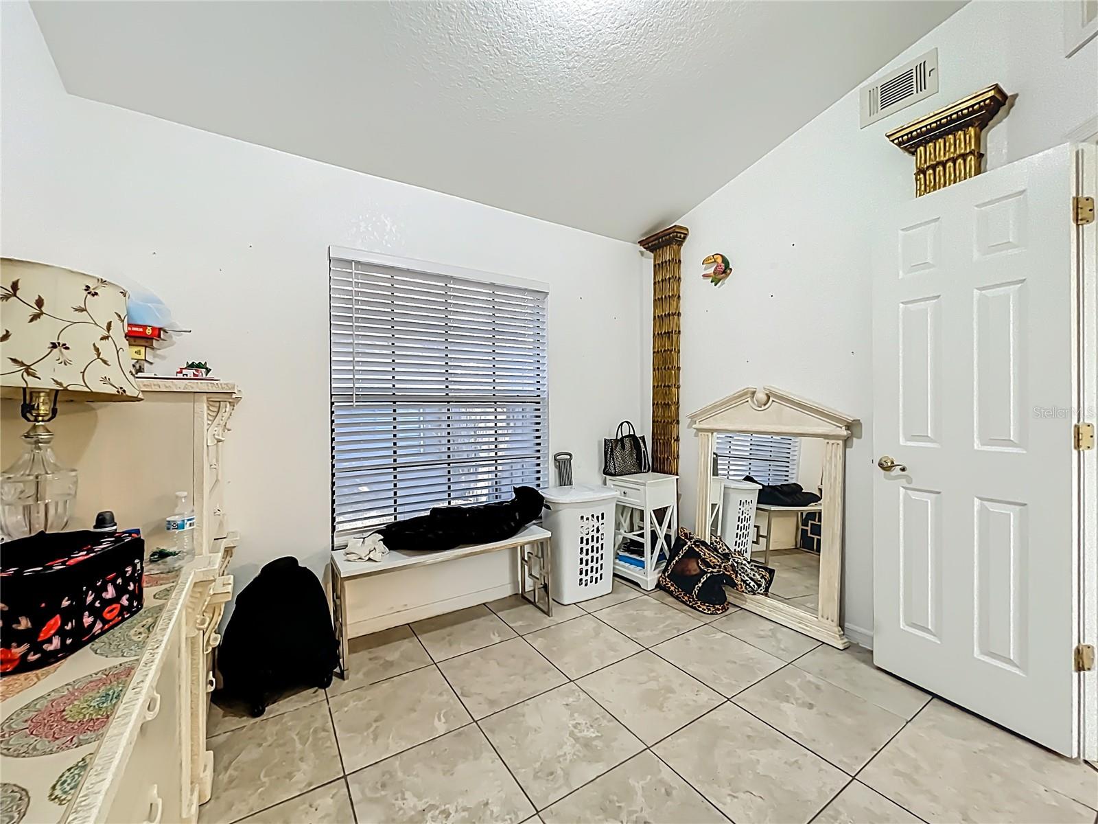 Image 19 of 26 For 1005 Piedmont Oaks Drive