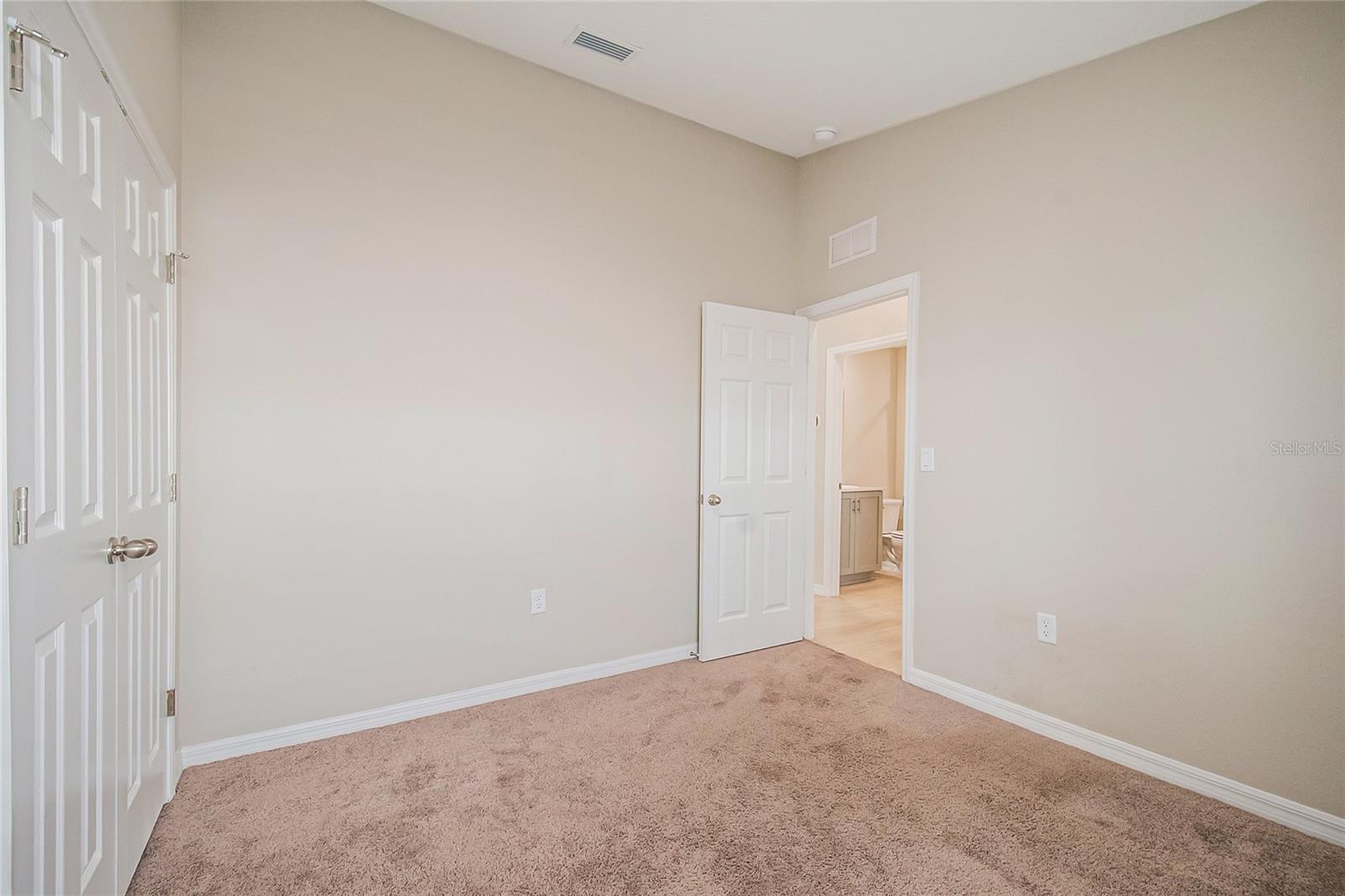 Image 20 of 30 For 1345 Derry Ave